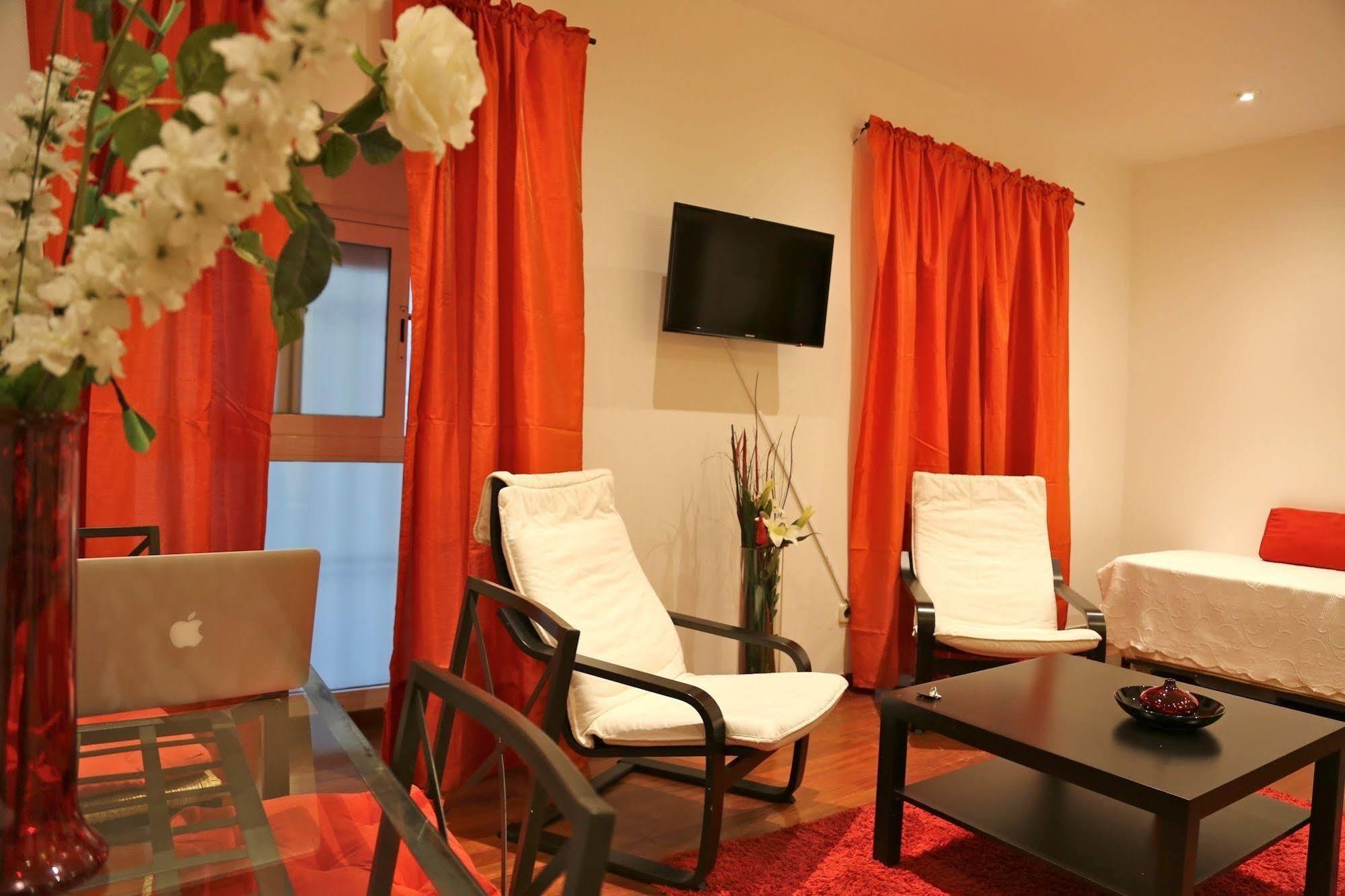 Prado Apartments Madrid Buitenkant foto