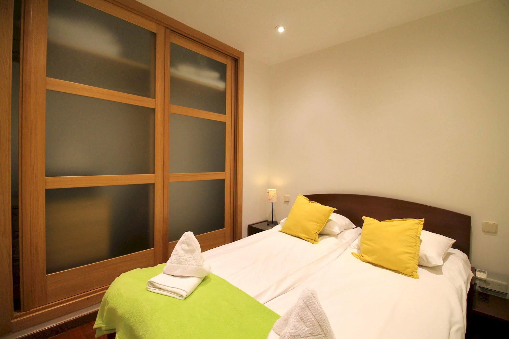 Prado Apartments Madrid Buitenkant foto