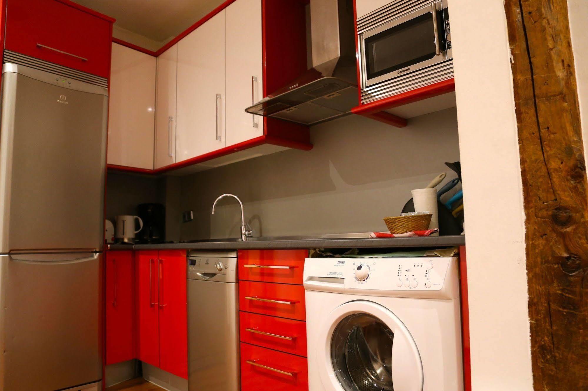 Prado Apartments Madrid Buitenkant foto