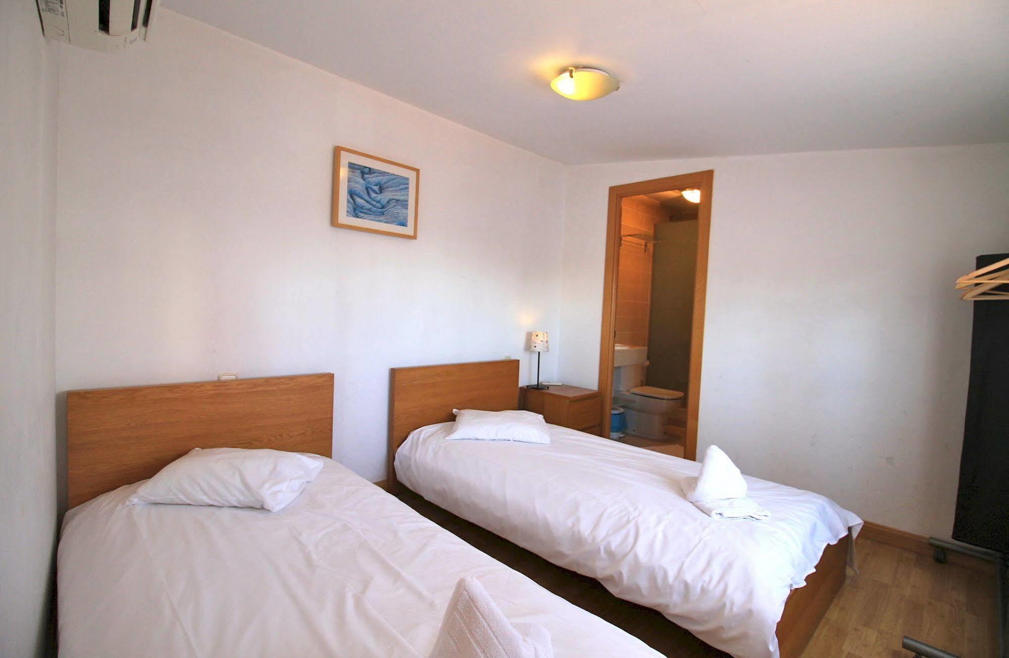 Prado Apartments Madrid Buitenkant foto